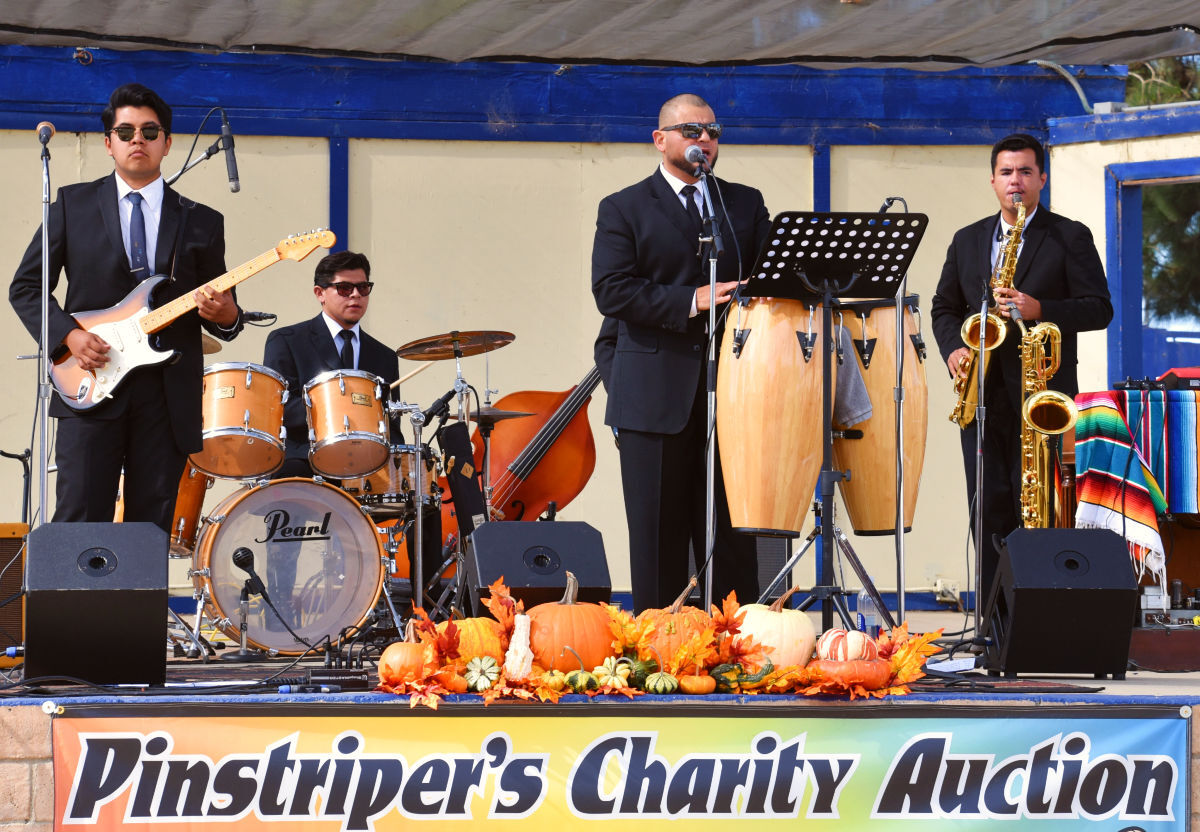 102321-smt-news-kustoms-car-show-010